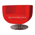 Червено модерно кресло от лале Джефри Бернет